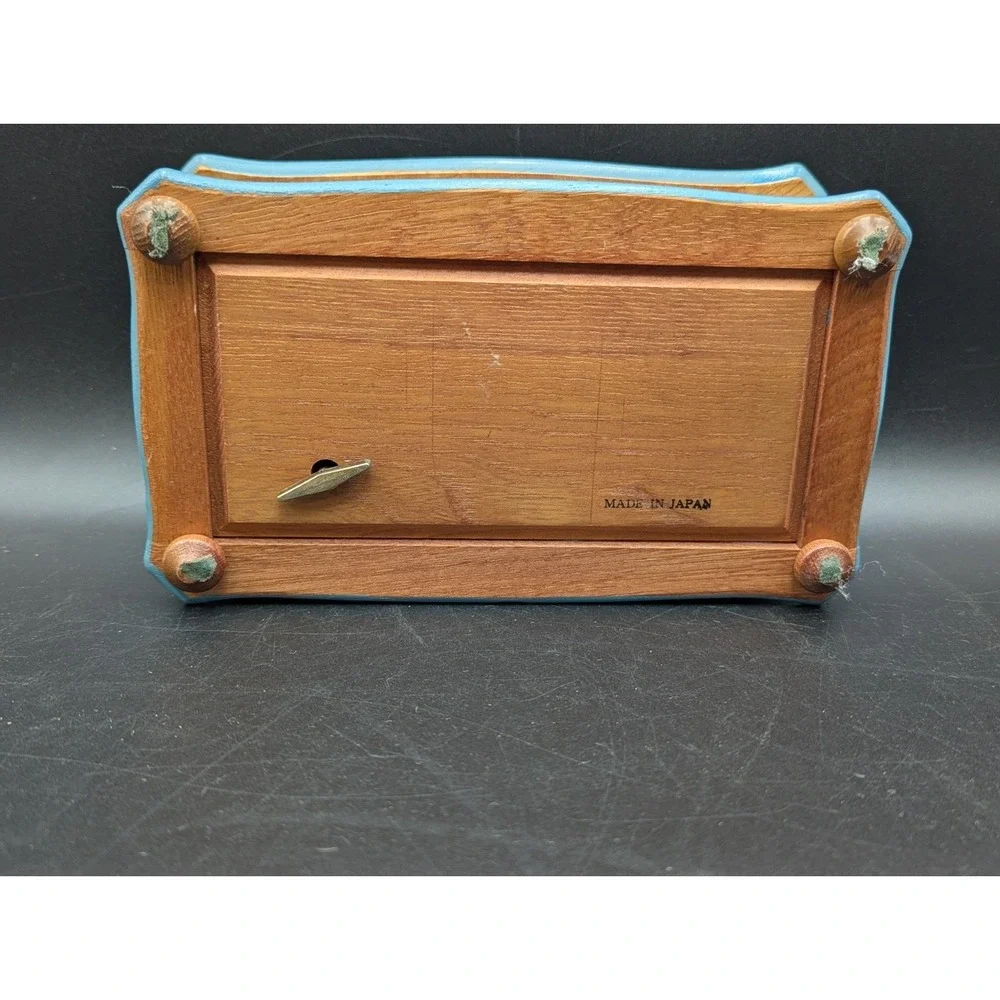 VTG Tole Paint Folk Art Wooden Music Jewelry Box Red Felt Lined 8.5 x 5 x 3.5